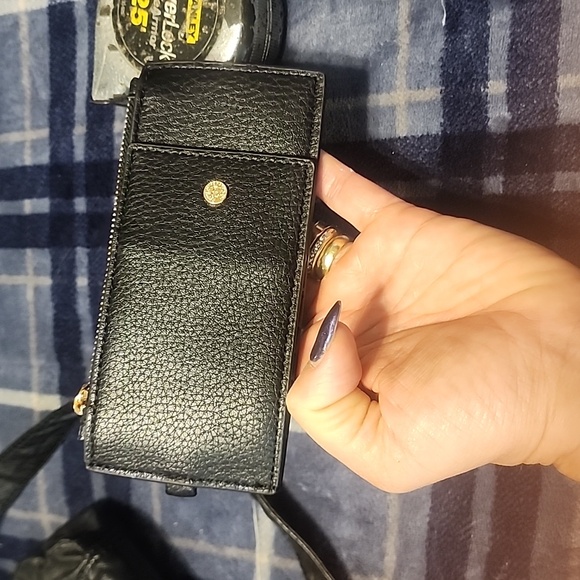 Anne Klein small wallet. - Picture 7 of 7